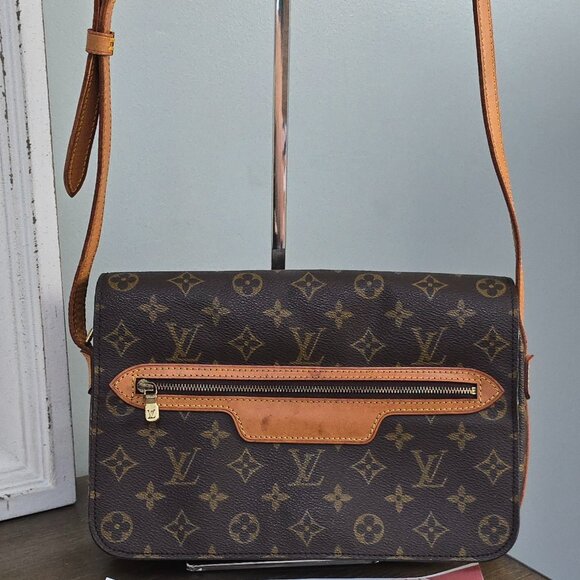 Saint Germain 28 Louis Vuitton Crossbody/ Shoulderbag - Picture 1 of 16